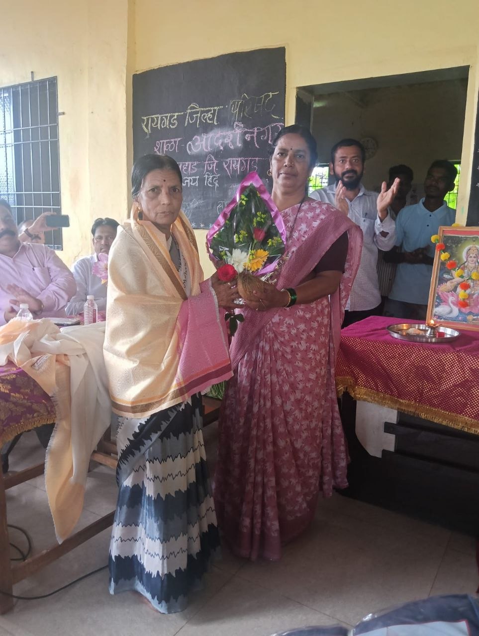 School bag distribution photo 16
